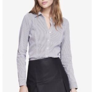 Bundle - Express The Essential Women’s button downs XS